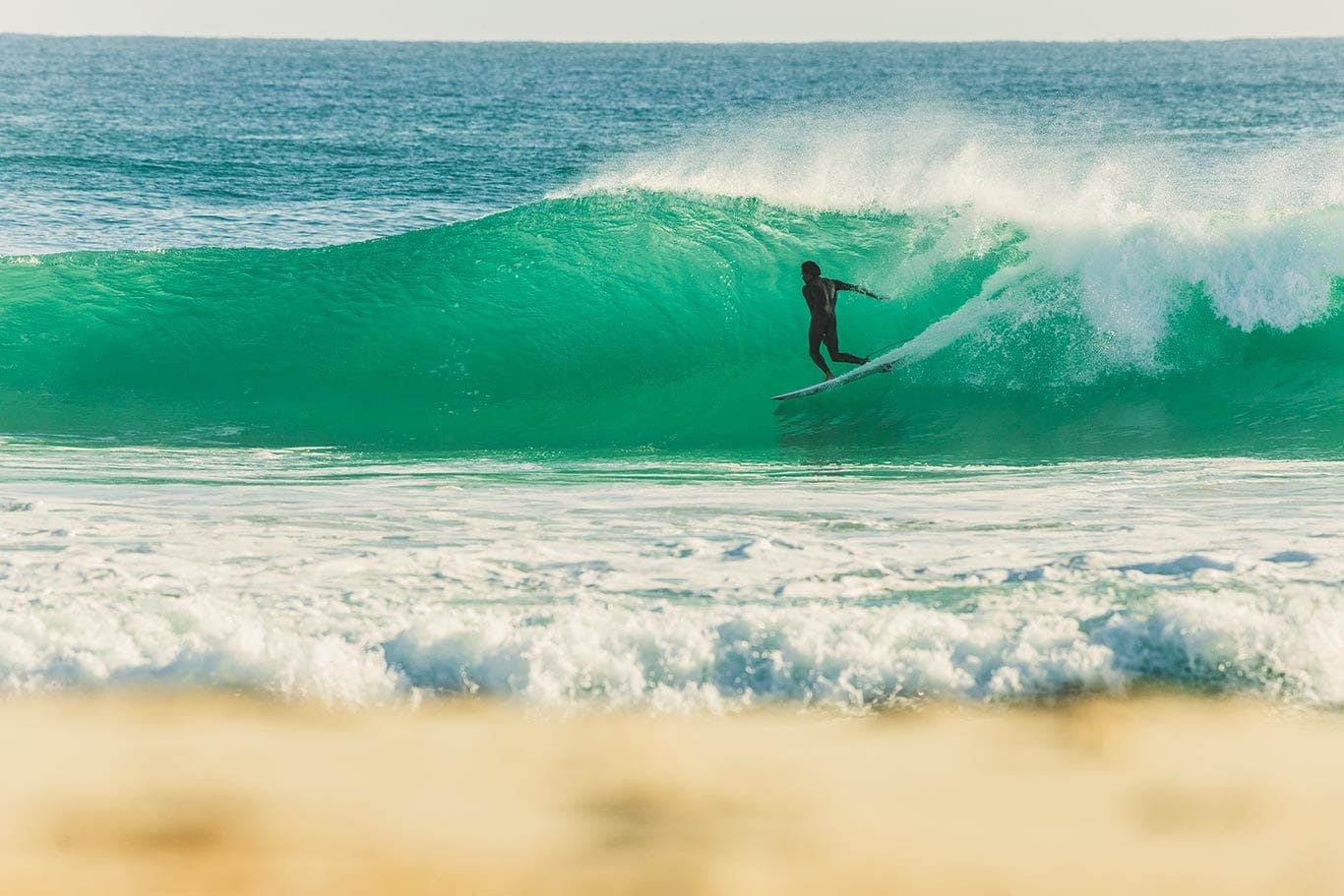 Mike February y flow surfing.